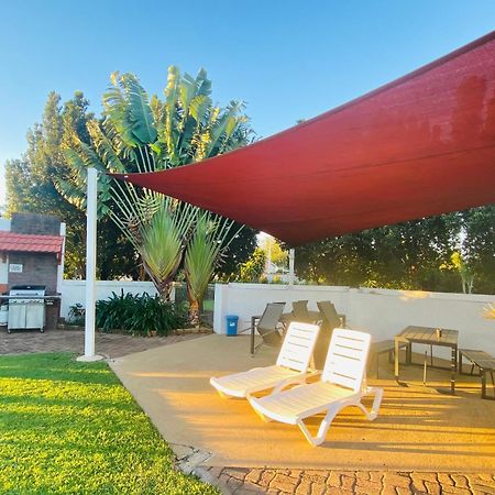 Bundaberg Spanish Motor Inn Exterior photo