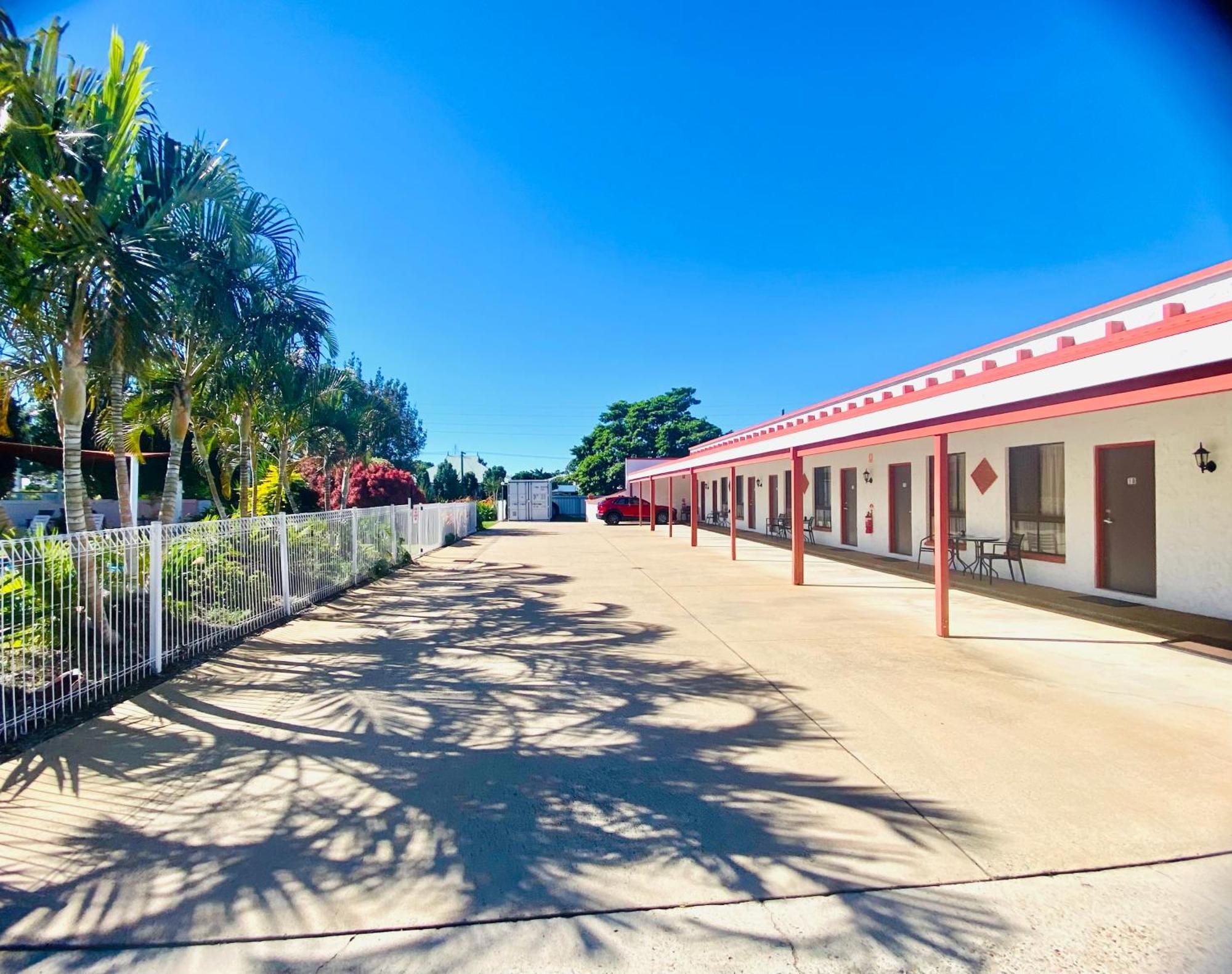 Bundaberg Spanish Motor Inn Exterior photo