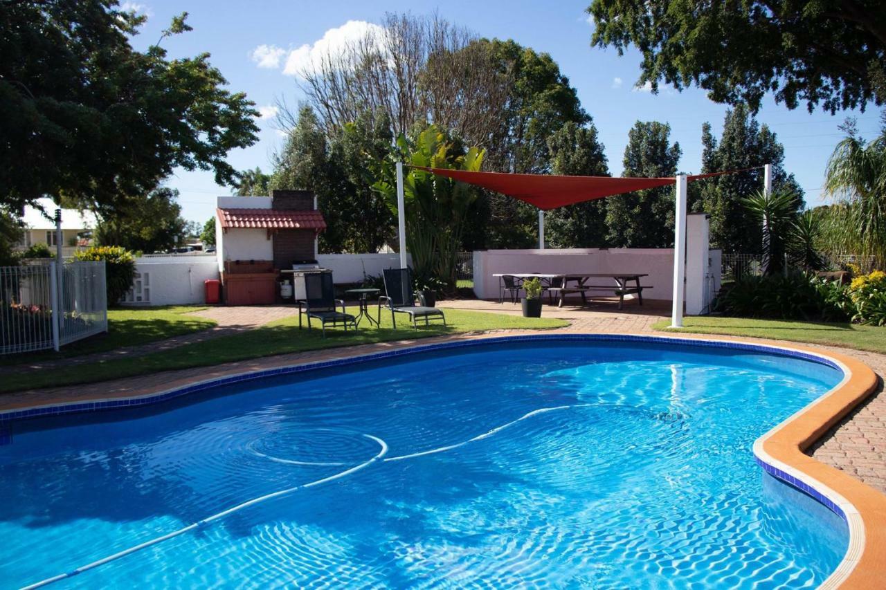 Bundaberg Spanish Motor Inn Exterior photo